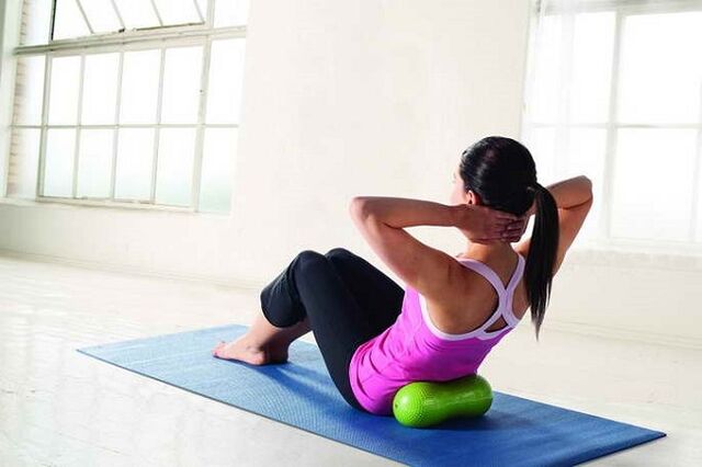 Exercícios de cobrança e médica para osteocondrose cervical